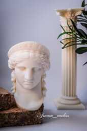 Hera Greek Goddess Candle Handcrafted Soy Beeswax Sculpture - thumbnail 1