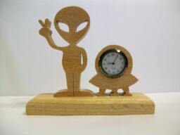 Oak Alien Desk Clock Peace Sign, Ufo, Battery Operated