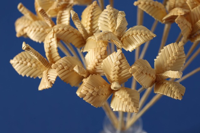 Bouquet Of Straw Flowers Set Flower & Vase Dried Minimalist Straw Bouquet 7 Stems With 3 On Each - image 1