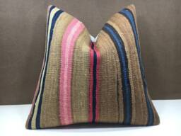 Handwoven Kilim Pillow Cover, Bohemian Accent, 20x20 - thumbnail 1