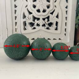 Set Of 4 Green Sphere - Ball Candles - thumbnail 2
