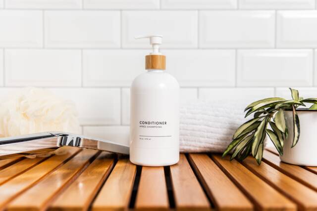 Minimalist White Plastic Refillable Bottle Shampoo, Conditioner, Soap Dispenser - 16Oz - 473Ml - image 1