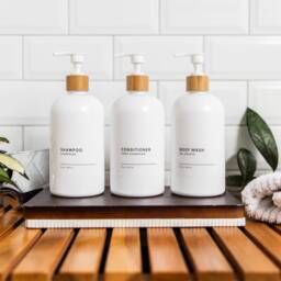 Minimalist White Plastic Refillable Bottle Shampoo, Conditioner, Soap Dispenser - 16Oz - 473Ml - thumbnail 2