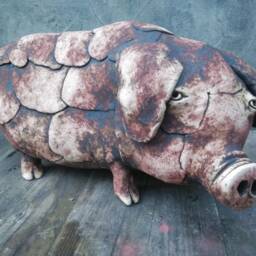 Ceramic Pig - Small - thumbnail 2