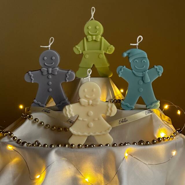 Hand Poured Gingerbread Soy Candle Christmas Decor Gift - image 1
