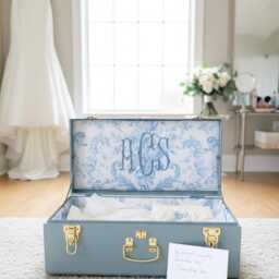 Luxury Keepsake Chest Storage Elegant Bridal Box With Embroidery Name Custom Wedding Trunk Organizer Large Memory Vault For Dress - thumbnail 2