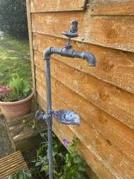 Steel Tap Bird Feeder Garden Stake Decorative Wild Bath Outdoor Decor - thumbnail 1