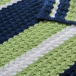 Preppy Baby Reversible Crochet Blanket Pattern - thumbnail 3