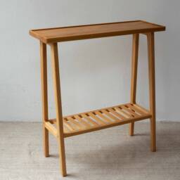 Modern Oak Entryway Console Table With Storage Shelf - thumbnail 3