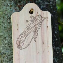 Corn Cob Squirrel Feeder - Handcrafted From Red Cedar Engraved Ear Of Nature & Garden Decor - thumbnail 4