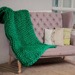 Emerald Green Chunky Knit Merino Wool Blanket, Bulky Throw - thumbnail 3