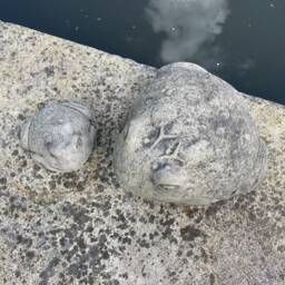 Reconstituted Stone Garden Pair Of Toad Ornaments - thumbnail 4