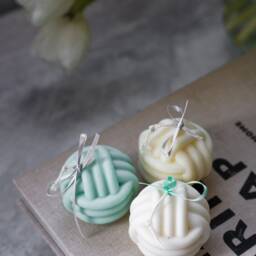 Handmade Knot Shape Soy Wax Candles - thumbnail 3