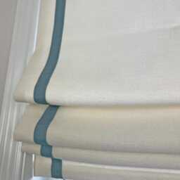 Custom Relaxed Roman Shade With Contrasting Border, Chain Mechanism - thumbnail 2