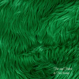 Soft Faux Fur Round Tree Skirt - Thick Leopard Or Coyote/Wolf Fur, All I Want Christmas - thumbnail 2