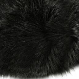 Soft Faux Fur Round Tree Skirt - Thick Leopard Or Coyote/Wolf Fur, All I Want Christmas - thumbnail 4