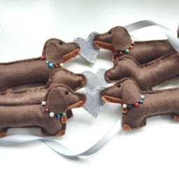 Dachshund Garland Birthday Dog Banner Bunting Chocolate & Tan Decoration Christmas Doxie - thumbnail 3