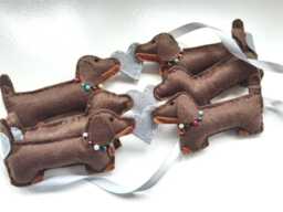 Dachshund Garland Birthday Dog Banner Bunting Chocolate & Tan Decoration Christmas Doxie - thumbnail 1