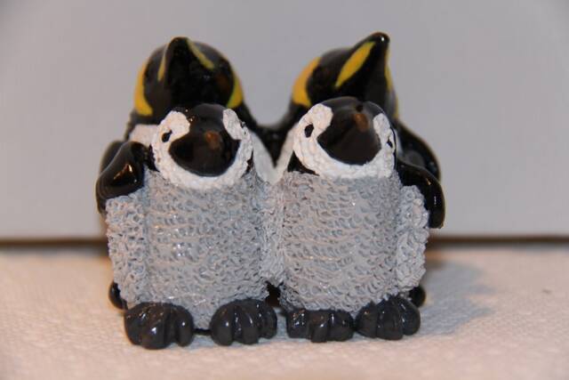 Emperor Penguin Family Of 4 - image 1