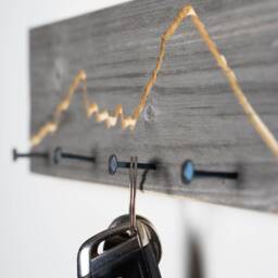 Key Rack With Watzmann Motif, Reclaimed Wood - Box, Key Holder Wooden Wall Decoration - thumbnail 3