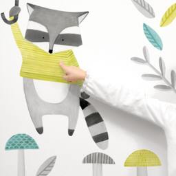 Floating Raccoon - Fabric Wall Decal Woodland Mej - thumbnail 3