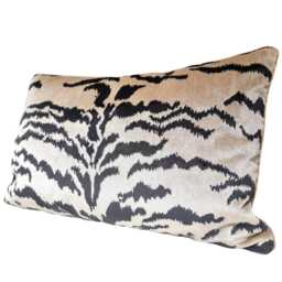 Decorative Pillow Case Sand Velvet Luigi Bevilacqua Fabric Tigre Pattern - Made in Italy - thumbnail 4