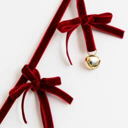 Handmade Velvet Elegance Jingle Bell Symphony For Your Christmas Tree Ornament Garland Chain - thumbnail 2