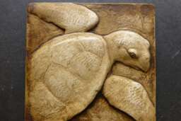 Hawksbill Sea Turtle Swimming Decorative Wall Sculpture Tile - thumbnail 1