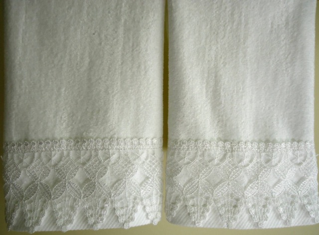 Venice Lace Fingertip Towels - 2 White Velour 100% Cotton New Custom-Embellished - image 1