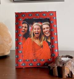 University Of Georgia Bulldogs Woven Silk 5x7 Graduation Picture Frame - Officially Licensed Uga Gifts