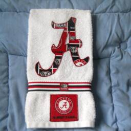 Alabama Crimson Tide Hand Towel For Bathroom, Kitchen, Bar, Or Grill - thumbnail 3
