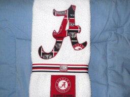Alabama Crimson Tide Hand Towel For Bathroom, Kitchen, Bar, Or Grill - thumbnail 1