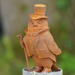 Cast Iron Mr Owl Garden Sculpture Outdoor Statue Ornament Peter Rabbit - thumbnail 1