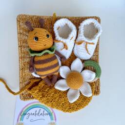 Crochet Bee Baby Set Gender Neutral Shower Gift
