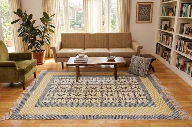 Moroccan Cotton Rug - Handmade Indian Boho Area 8x10 Ft - image 1