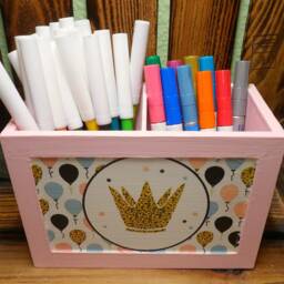 Wooden Pencil Box With Crown - thumbnail 4