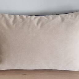 Designers Guild Calaggio Indigo & Omega Velvet Cushion Cover 30x50 cm - thumbnail 3