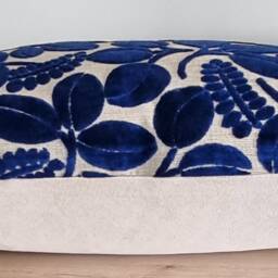 Designers Guild Calaggio Indigo & Omega Velvet Cushion Cover 30x50 cm - thumbnail 2