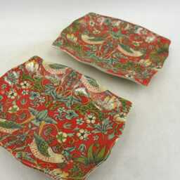 William Morris Strawberry Thief Soap Dishes Heron Cross Pottery Pair - thumbnail 3