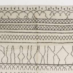 Moroccan Beni Ourain Rug - thumbnail 3
