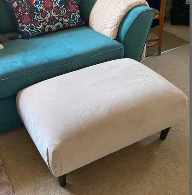 Plush Velvet Ottoman Footstool - Black Wood Legs, Modern Farmhouse Style - 90x46x37cm - image 1