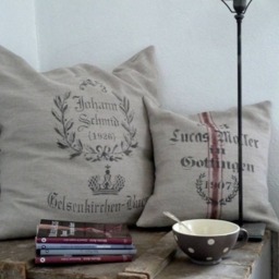 Natural Linen Cushion Cover With Vintage Grain Sack Print Large Model - thumbnail 2