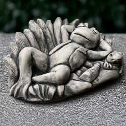 Laying Frog Sculpture Concrete Statue Relaxing Figurine Frog Lover Gift Handmade Decoration Yard Art Garden & Home Ornament - thumbnail 1