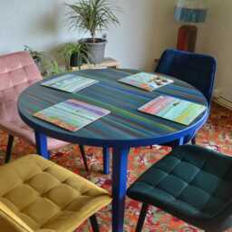 Ocean Sunset Dining Table Round Wood Coastal Cottage Supplied With Navy Tapered Legs/Us Customers Customs Tariff Is Pre-Paid - thumbnail 2