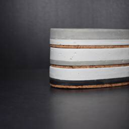Nordic Concrete Soap Dish, Two-Tone Cement Holder, Scandinavian Bathroom Tray - Eightpluse Studio - thumbnail 3