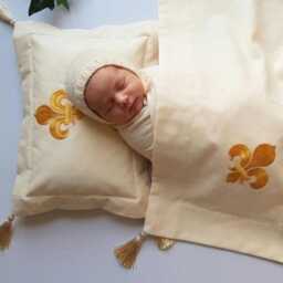Velvet Baby Wrap & Pillow Set, Custom Motif, Tassel Detail - thumbnail 3