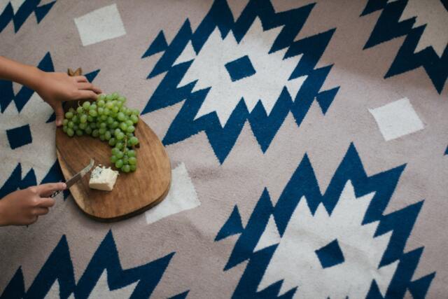 Southwestern Flatwoven Kilim Rug - Living Room Aesthetic Rugs 2x3 5x8 8x10 9x12 Trendy Low Pile Blue Beige Off White Turkish Aztec - image 1