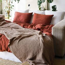 Linen-Cotton Waffle Throw Blankets For Couch Or Bed/Soft Washed Linen Blanket Oversized Heavy Weight Coverlet Seasonal Sale - thumbnail 2