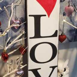 Love Wood Sign Valentine's Day Decoration Large Distressed Vertical Wall Hanging Rustic Primitive Farm Decor Gift Heart - thumbnail 2