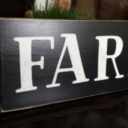 Farmhouse Wood Sign With Wreath Distressed Extra Large Rustic Wall Hanging Primitive Decoration Fixer Upper Housewarming Gift - thumbnail 3